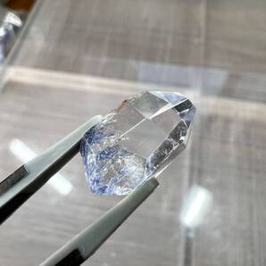 24-27 デュモルチェライトインクォーツ カットルース デュモルチェライト