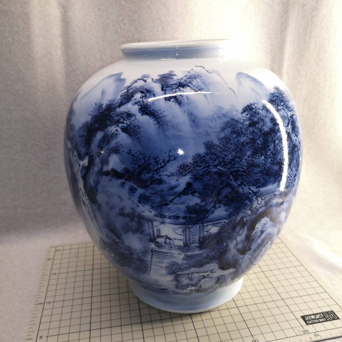 ◆ Florero especial Arita florero paisaje cascada paisaje florero pintado a mano florero teñido índigo antiguo ◆ florero aritayaki JAPÓN, ceramica japonesa, Imari, arita, Porcelana azul y blanca