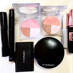 Macメイクセット(アイシャドウ、アイライン、ファンデーション、チーク、アイクリームハイライター綺麗顔が全て揃う!