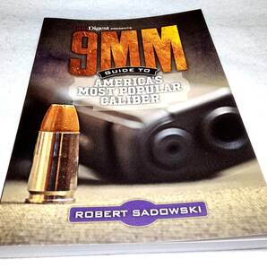 ＜洋書＞9mm弾：アメリカで最も人気のある弾型のガイド『9MM：Guide to America's Most Popular Caliber』