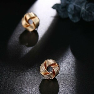 Piercing Gold Simple Twist Stud Pierce Round Fashion Classic Geometric Wedding Bridal #C230-7