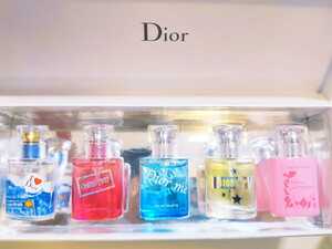 【送料無料】【未使用】クリスチャン・ディオール　Dior　IN　LOVE　WITH　DIOR　オードトワレ　7.5ml　5本　ミニ香水 