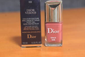 Dior ネイル 558 GRACE
