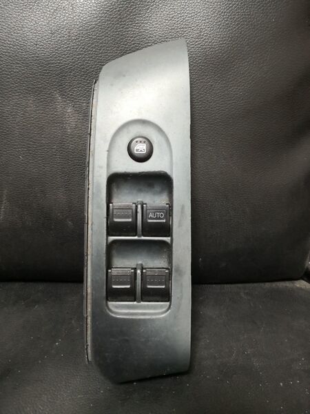 【作動保証】 迅速発送 管理E4 フィット GD1 GD2 GD3 GD4 ウインドウスイッチ ウィンドスイッチ 右 運転席