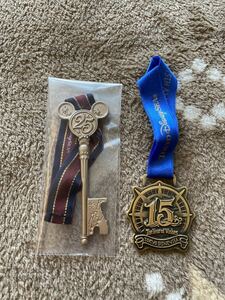  Disney si- wine medal 15 anniversary Disney Land 25 anniversary TDR Christmas 