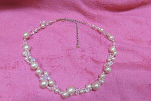 V7026 necklace pearl pearl Courreges 