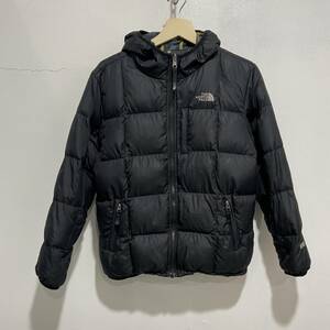 ☆送料無料☆THE NORTH FACE☆ノースフェイス☆リバーシブルダウンジャケット☆ボーイズL（１４/１６）☆黒☆チェック柄☆５５０☆L21