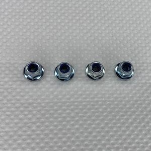 ☆新品未使用☆ 4mmフランジロックナット 4個 タミヤ 組立てキット付属品 【DT-02 DT-03 DF-03 TT-02B】