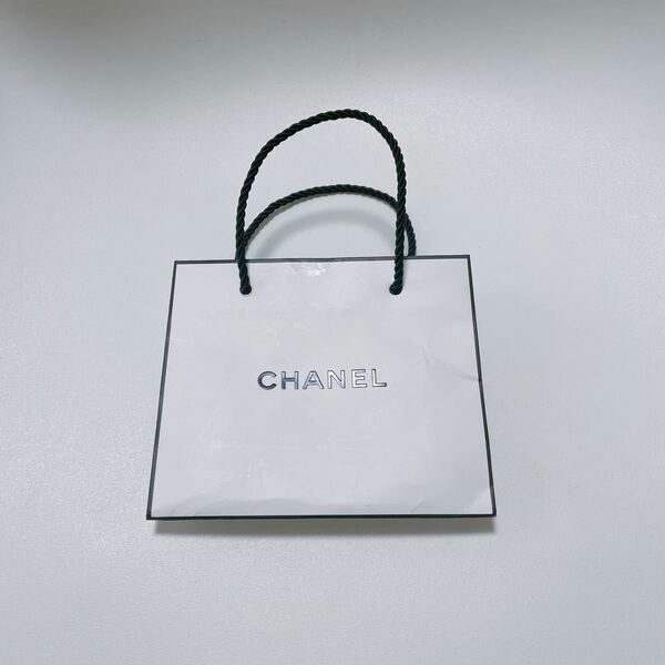 【CHANEL】ブランド紙袋