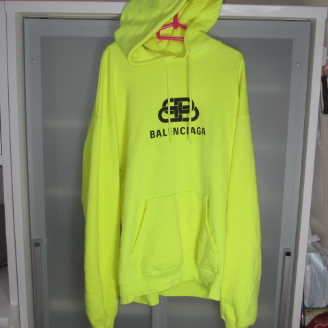 公式格安 【極美品・完売品・未使用】BALENCIAGA パーカー (日本サイズ 公式格安 【極美品・完売品・未使用】BALENCIAGA パーカー (日本サイズ