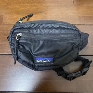 patagoniaボディーバッグ