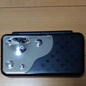 Newニンテンドー2DS LL ドラゴンクエスト はぐれメタルエディション