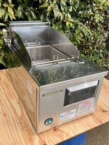 ホシザキ卓上電気フライヤー 3相200v