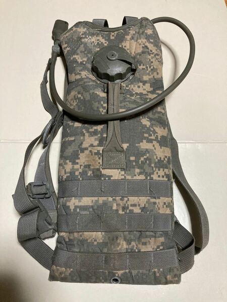 米軍　ハイドレーションバッグ　ミリタリー　サバゲー　水分補給　水筒　アメリカ軍　迷彩　熱中症対策