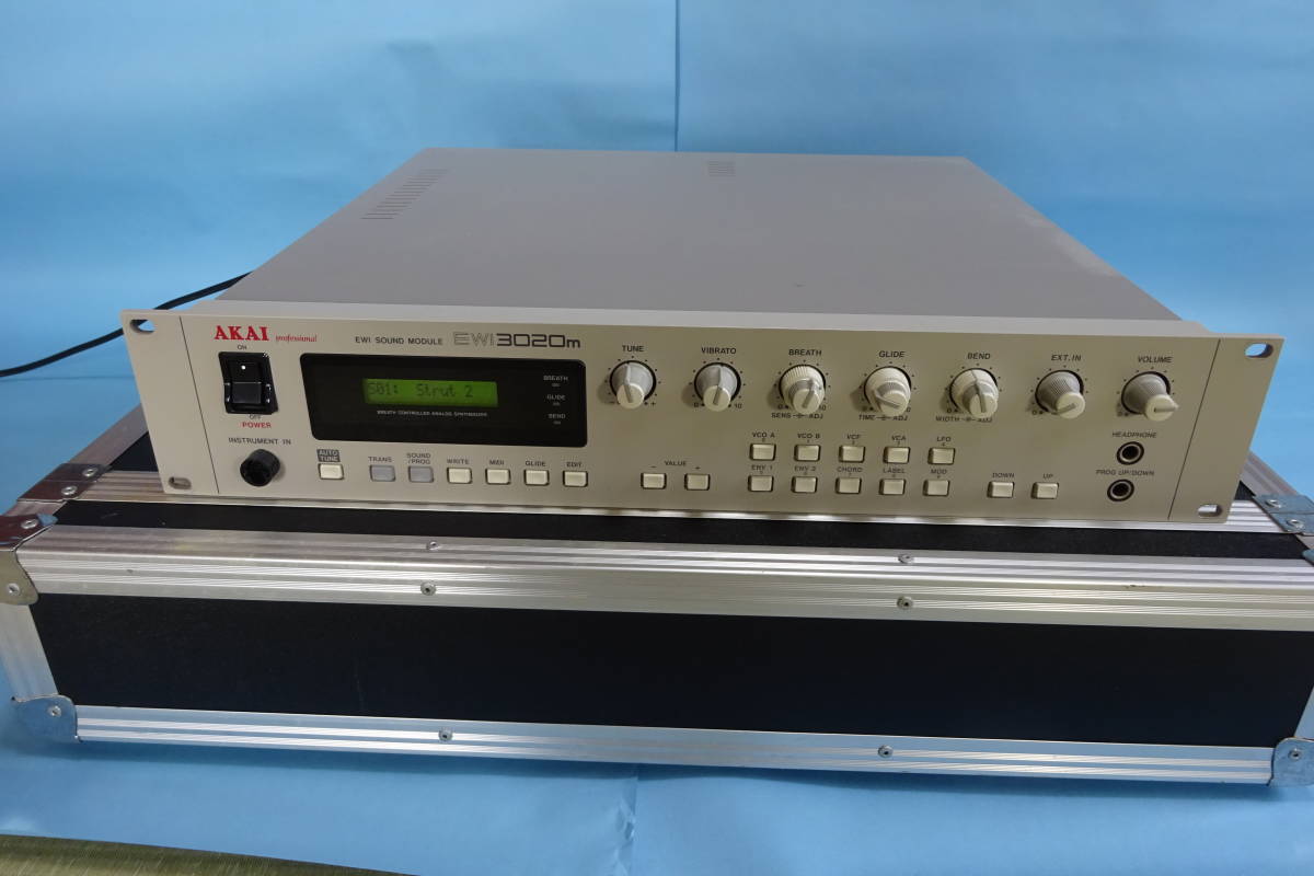 海外ブランド AKAI アカイ / EWI3020 +EWI3030m ウインド
