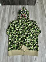 激レア A BATHING APE BAPE ABC CAMO SHARK FULL ZIP HOODIE ア ベイシング エイプベイプ カモ シャークパーカー 迷彩 緑 猿 XL L XXL 2L_画像1