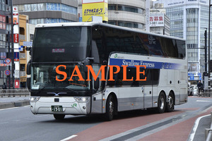D-21【バス写真】L版５枚　JRバス関東　スカニア・インターシティDD　スワローエクスプレス