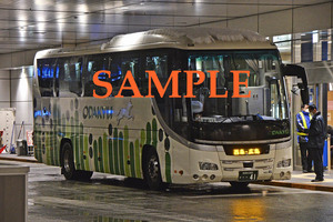 D-21【バス写真】L版３枚　小田急バス　セレガ　ニューブリーズ号（２）