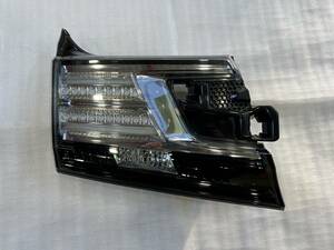 【美品】 VELLFIRE/ヴェルファイア 純正 左 テールランプ/テールライト 30/30系 前期 AGH30 TOYOTA/トヨタ