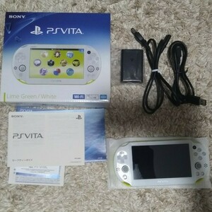 PS Vita PCH-2000 ライムグリーン　ソフト付