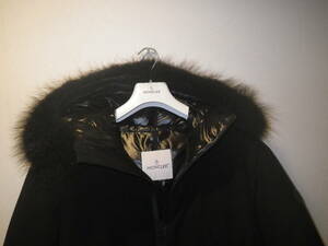 ★ Новый неиспользованный ★ Moncler Moncler Down Jacket ★ Размер 4 (большой) ★