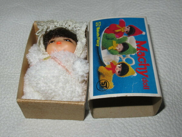 ■希少 未使用 1970年代 共箱（マッチ箱型）付き！ツクダ マッチドール（Tsukuda Fancy Machy doll）白 縦3ｃｍ、横6.5ｃｍ、幅4ｃｍ
