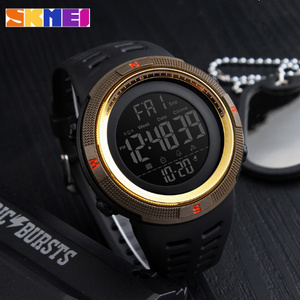 スポーツ腕時計 メンズ 多機能腕時計 防水 デジタル腕時計 j00179