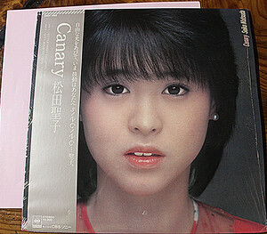 松田聖子「CANARY」LP 帯★美盤★歌詞カード (291)