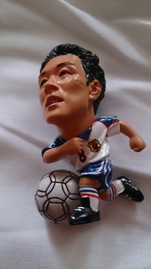  super-beauty goods forest island .. figure soccer Japan representative 8 number football ultra rare 2002 year day . World Cup valuable 