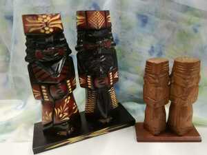 g_t D939　アイヌ 民族　ペア　2組　木彫り 人形 置物 オブジェ 風俗人形 民族衣装 木工 木彫 彫刻　レトロ　お土産　郷土玩具