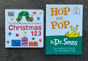 英語の絵本 Hop on Pop by Dr.Seuss, Christmas 123 by Eric Carle