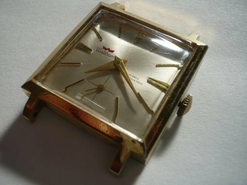 ７　定形外可　ウォルサム　スモールセコンド　スクエア　カレ　手巻き　１９５０年代　機械式腕時計　メンズ　ビンテージ　アンティーク