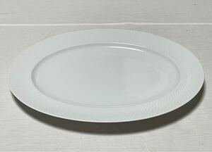 RANMARU GALLERY COLLECTION 白無地の大皿、パーティー皿 36.5センチ×27センチ