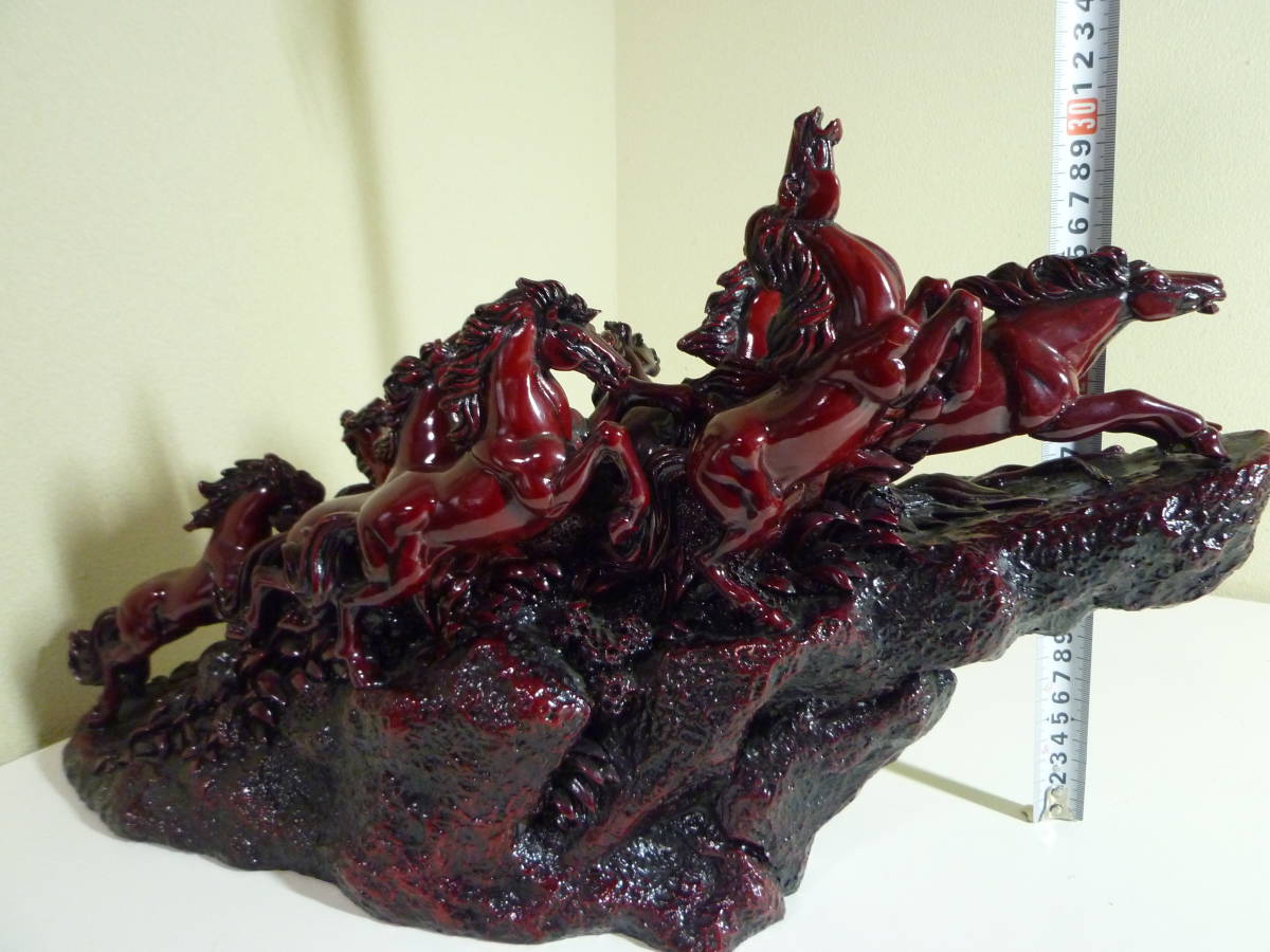 注目ブランド 九頭馬 縁起物 置物 彫刻 骨董 時代物 風水 工芸品