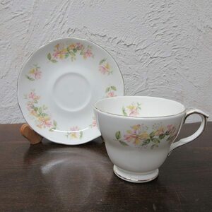 イギリス キッチン雑貨 ダッチェス ＤUCHESS コーヒーカップ ティーカップ ソーサー 英国製 tableware 1926saz