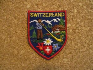 80s スイス SWITZERLAND ビンテージ刺繍ワッペン/アルプホルン楽器ホルンSWISS国旗アウトドア登山ハイキング山小屋パッチ旅行アルプス土産A