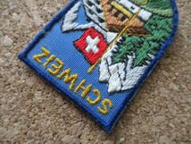 70s スイス SCHWEIZ 刺繍ワッペン/SUISSE SWITZERLAND山小屋アルプス花SWISS国旗アウトドア登山ハイキング雪山パッチ旅行スーベニア土産_画像4