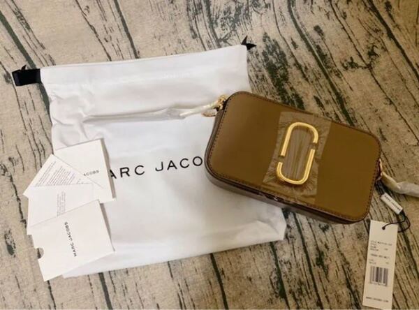 MARC JACOBS マークジェイコブス