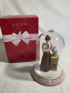 AVON Avon Mrs. *a ruby ceramics figure Novelty 