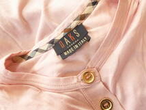 2万 超美品 DAKS（ダックス） ★イタリア製　高級感　ピンク×ゴールドボタン　半袖　シャツ　カットソー　M～L_画像8