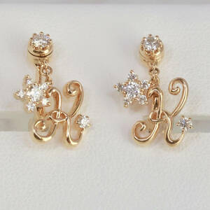 K18 small temple .. initial K earrings diamond 0.39ctkotelato Moco TOMOKO KODERA