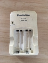 Panasonic　パナソニック　充電式乾電池充電器　単3・単４兼用 BQ-324 充電器 チャージャー　ニッケル水素電池 ニカド電池 　中古_画像1