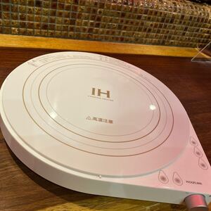 コイズミ KIH-1404/W(ホワイト) IHクッキングヒーター