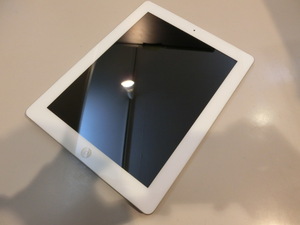 Apple☆ iPad 4 Wi-Fi 16GB シルバー 中古品 本体のみ☆