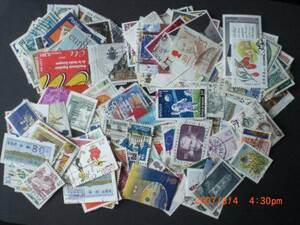 外国大・中型切手ミクスチャー　３００枚以上　重複若干含む　実逓消し多し　収集用・工作用に　！特価提供！！