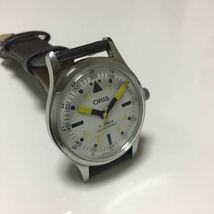 ORIS Vintage Swiss Watch オリス ヴィンテージ 手巻き　腕時計　白文字盤③_画像2