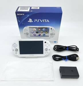 PlayStation Vita Wi-Fiモデル ホワイト (PCH-2000ZA12)【極美品】