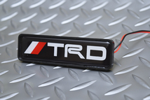 ◆国内発送◆ TRD 光る エンブレム LED バッジ イルミネーション トヨタ RAV4 ハイラックス ランクル ヤリス ライズ 86 スープラ_画像6