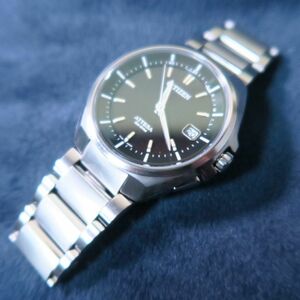 美品　シチズン　アテッサ　H110-T016308　電波ソーラー メンズ腕時計 　完全動作品