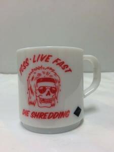 TCSS『LIVE FAST DEAD MUG』BLANC